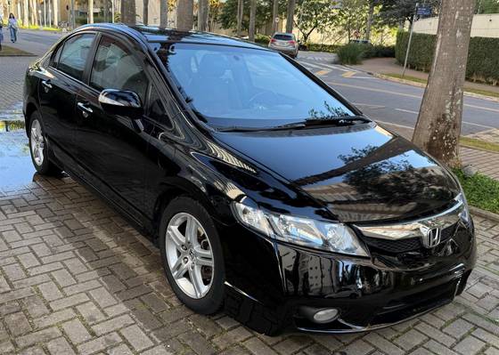 HONDA CIVIC 1.8 EXS 16V FLEX 4P AUTOMÁTICO HONDA CIVIC 1.8 EXS 16V FLEX 4P AUTOMÁTICO